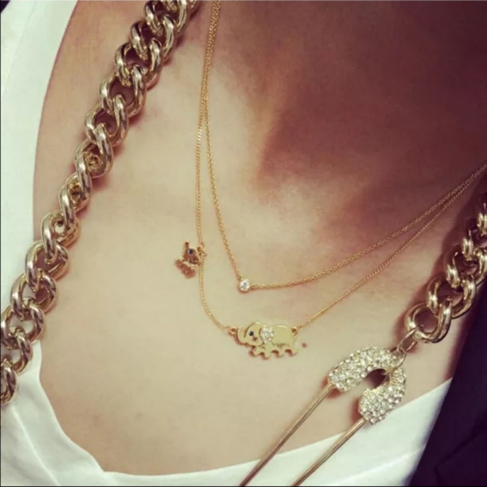 🐘 Gold Elephant with Baby Elephant Necklace